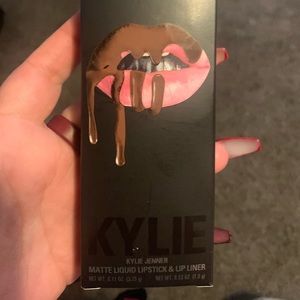 Kylie lip kit